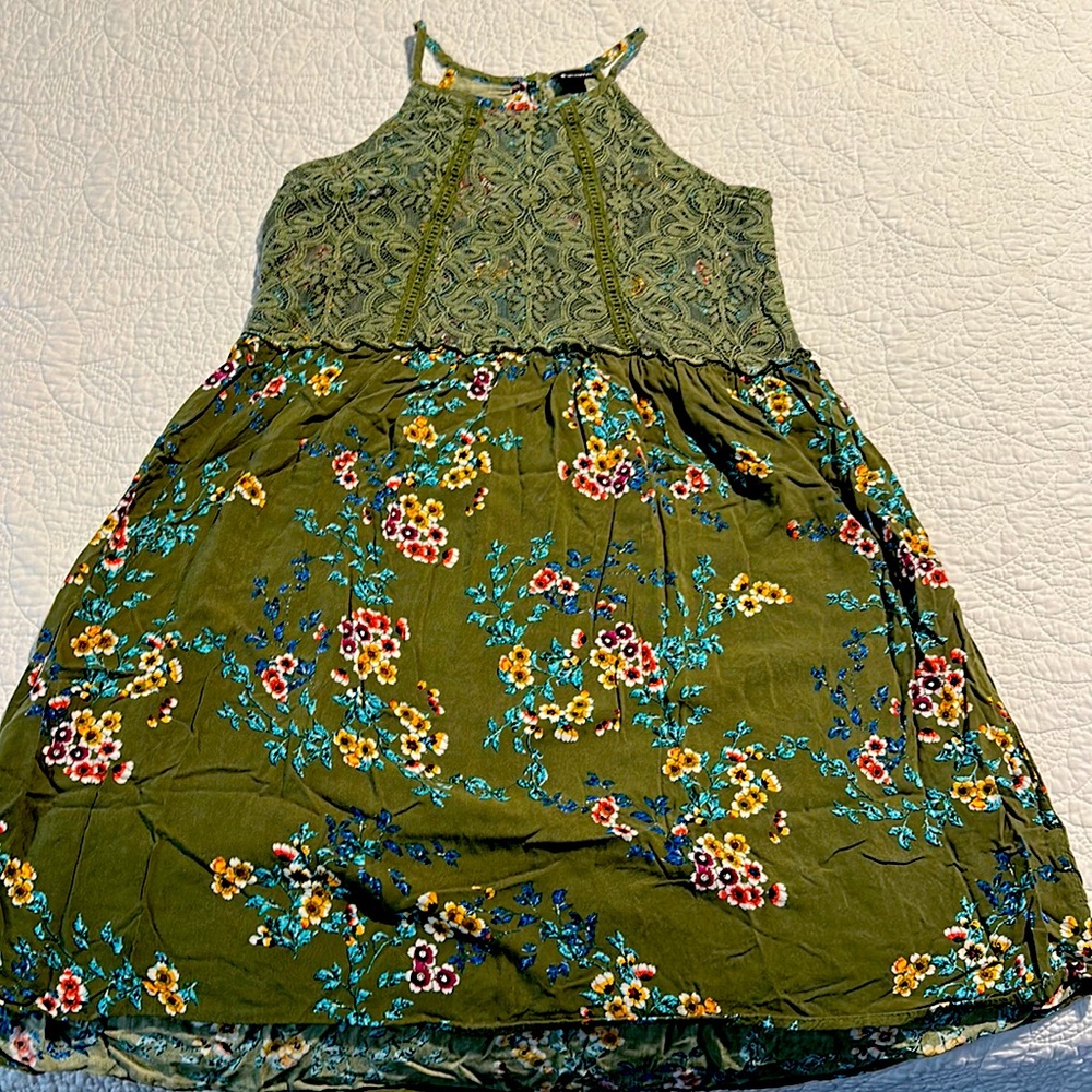 NWOT Art Class Green Lace Floral Dress
